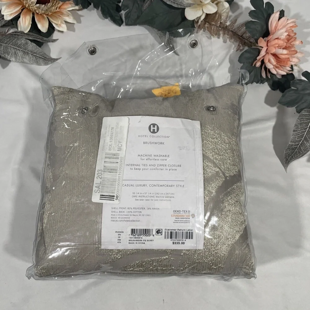 NIB $335 [‎ Full / Queen ] Duvet Cover for Hotel Collection Brushwork